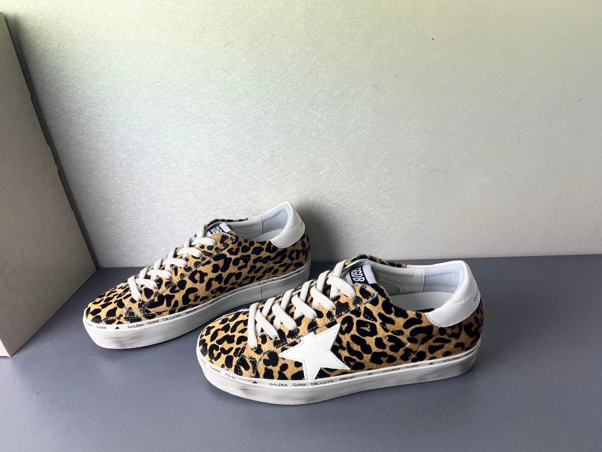 OOBB-- 6642 GWF00118.F006831.81372 Deluxe Brand Super-Star cowhide item:F-X018B0202B